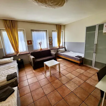 Studio-apartments & Moeblierte Fuer Monteure Zentral In Lejlighed *