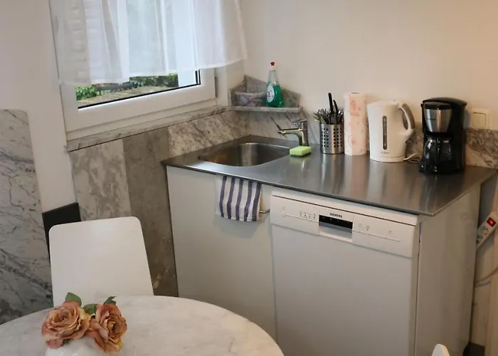 Studio-apartments & Moeblierte Fuer Monteure Zentral In Lejlighed