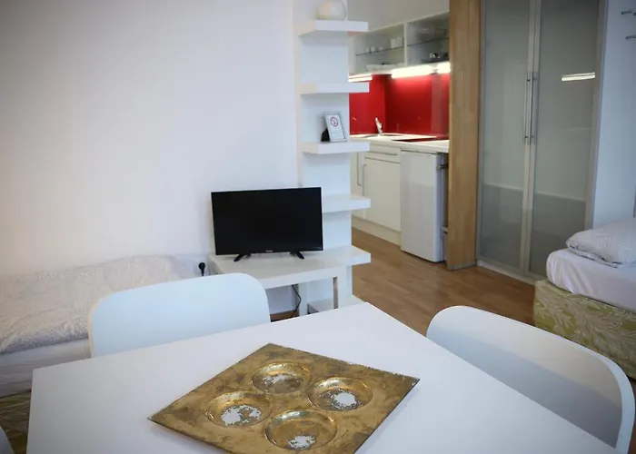 Studio-apartments & Moeblierte Fuer Monteure Zentral In Lejlighed Mülheim an der Ruhr